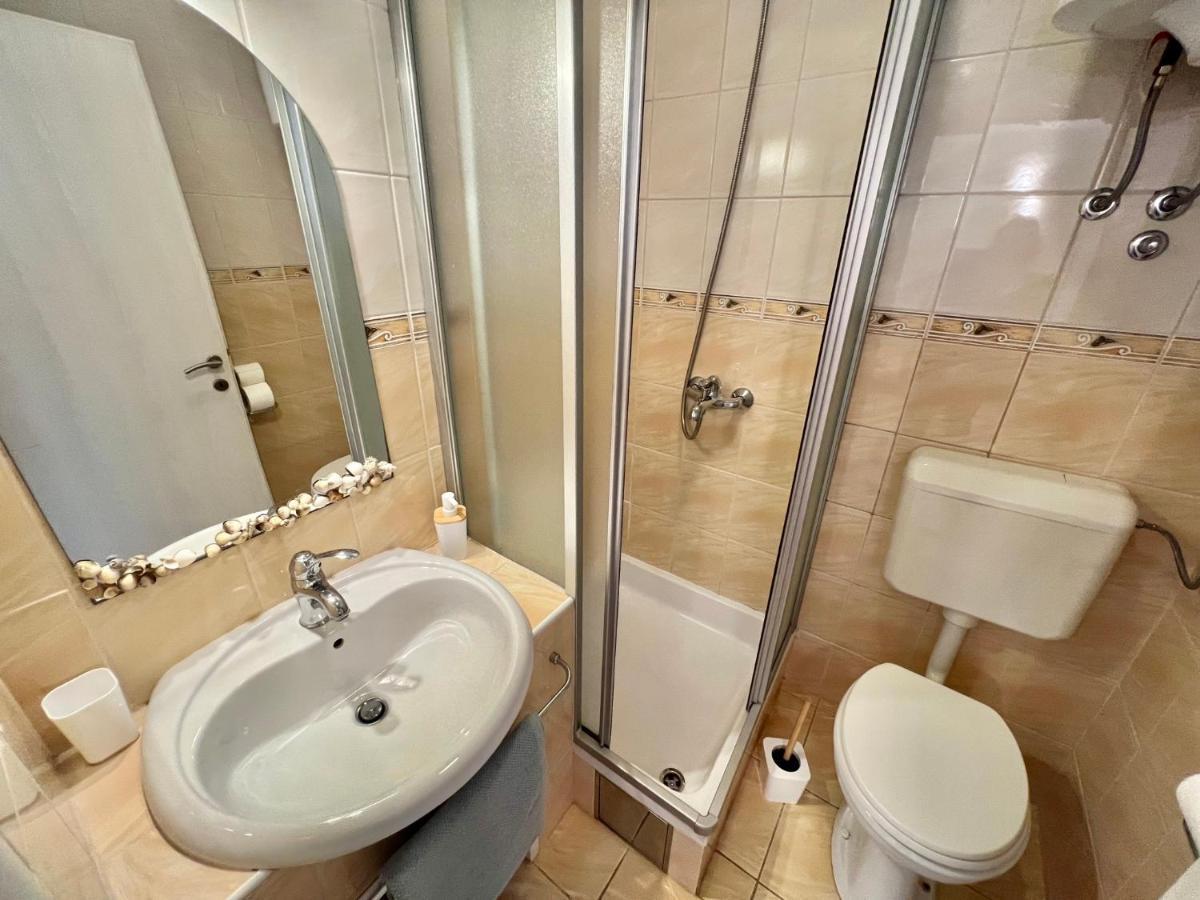 Apartments In Dramalj 45034 ภายนอก รูปภาพ